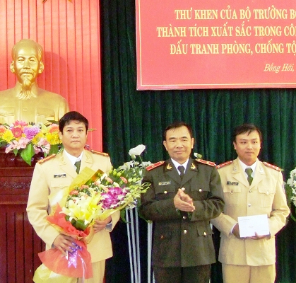 dich vu bao ve, bao ve co quan, bao ve nha may, bao ve ngan hang