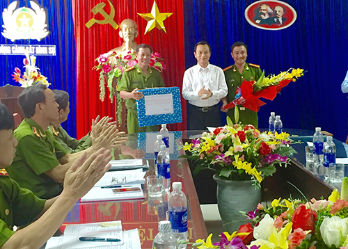 dich vu bao ve, bao ve co quan, bao ve nha may, bao ve ngan hang